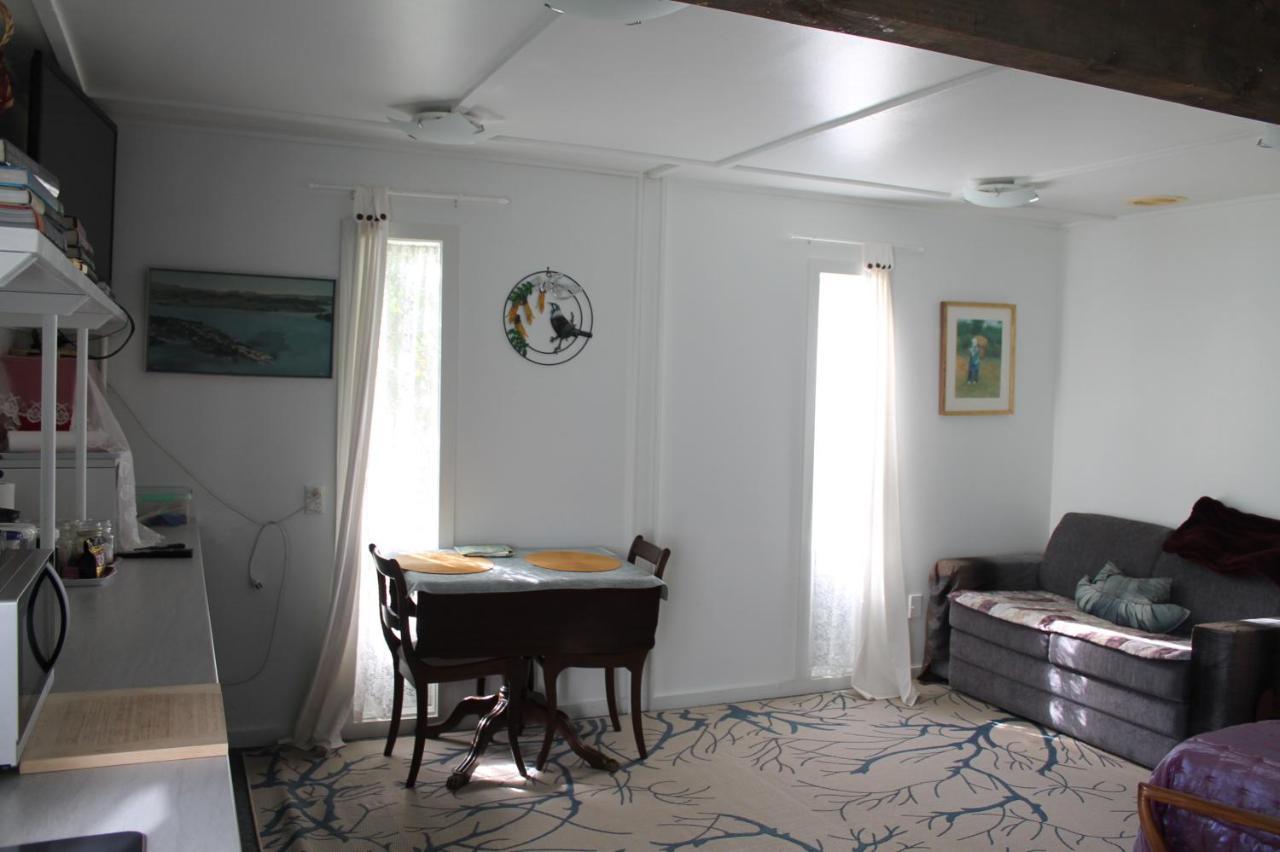 Bed and Breakfast Brockies B N B Rawene Екстер'єр фото
